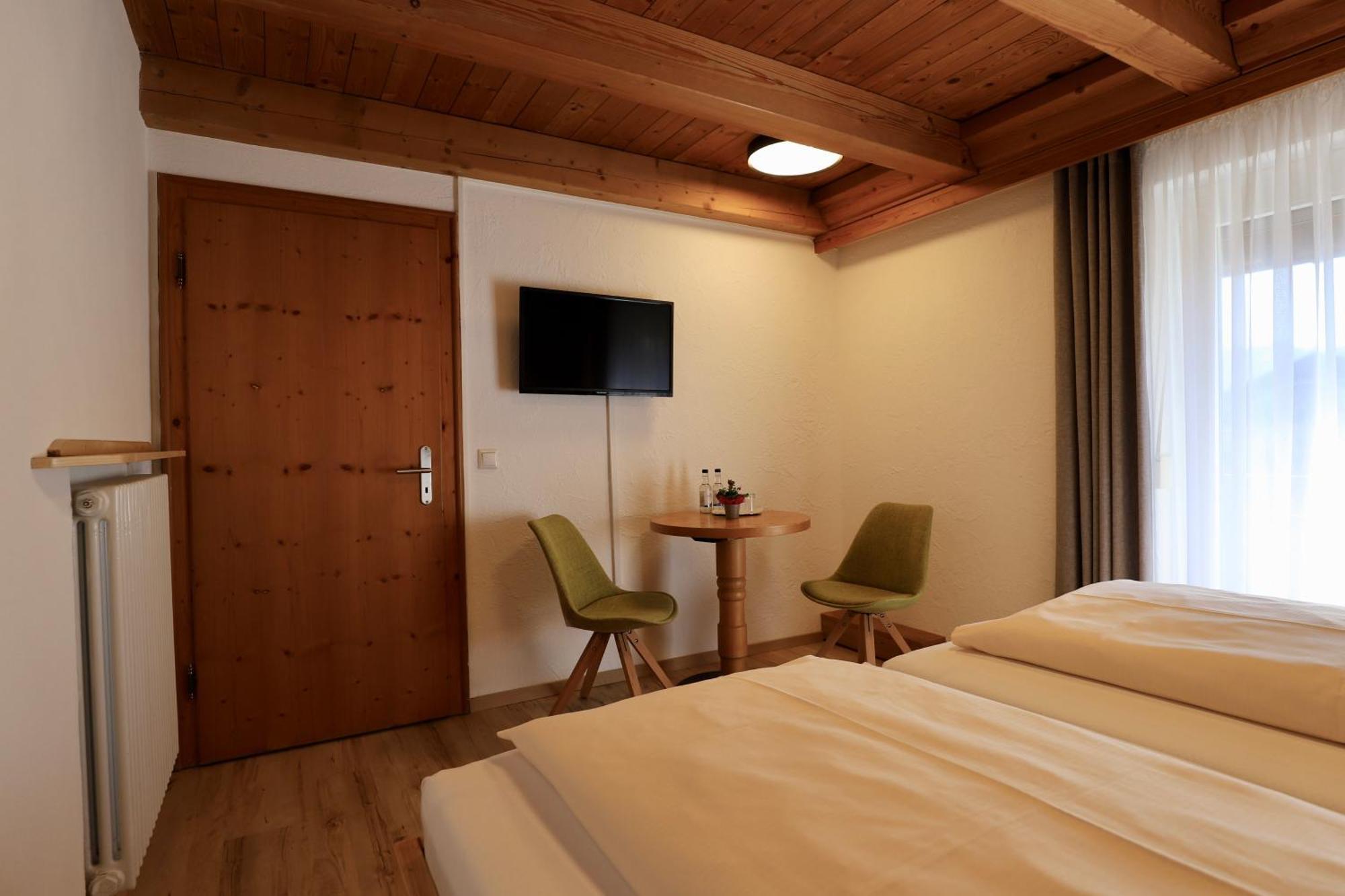 Kaisers Das Kleine Stadthotel Зонтхофен Экстерьер фото